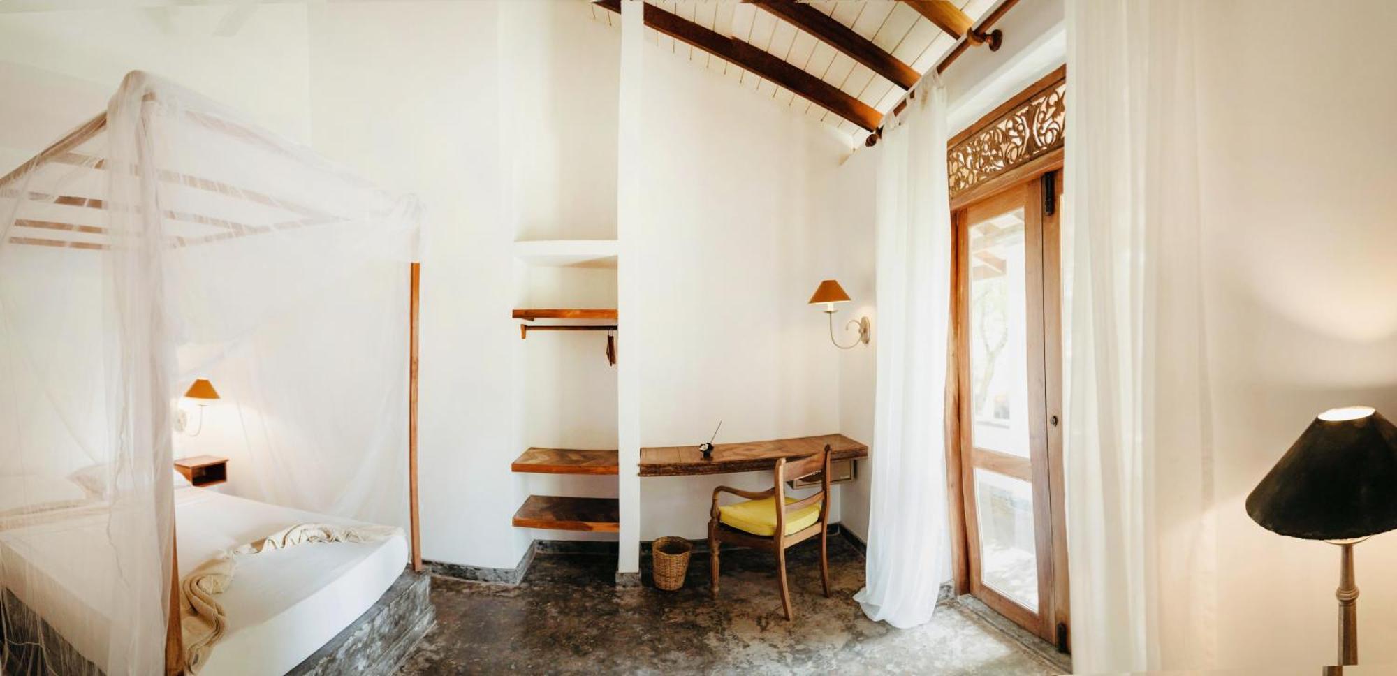 Amuura Beach Villa Берувала Экстерьер фото